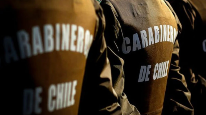 Tres carabineros fueron denunciados por presunta violación en La Cisterna