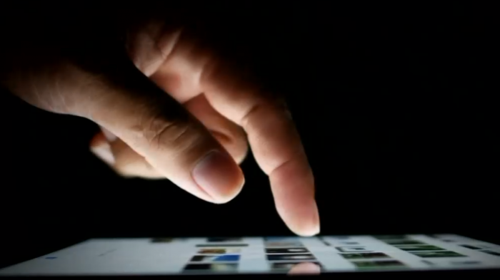 ¿Cómo operan? Preocupación por mafias que falsifican títulos universitarios