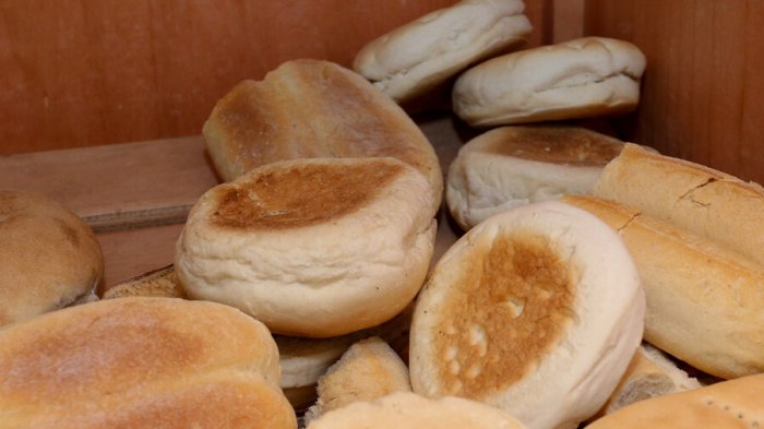 Descuento para adultos mayores en el precio del pan: ¿Qué hay que hacer para obtener el beneficio?