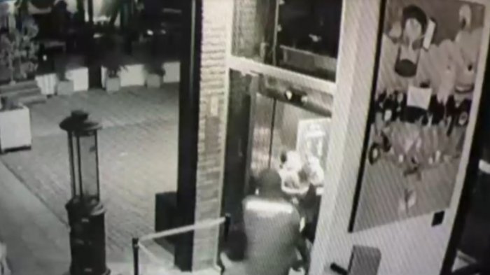 Denuncian agresión de guardias de seguridad a dos personas en el Patio Bellavista