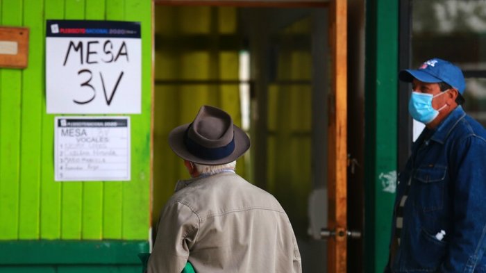 A casi un mes de la votación: ¿Cuáles son las multas por no votar en el plebiscito de salida?