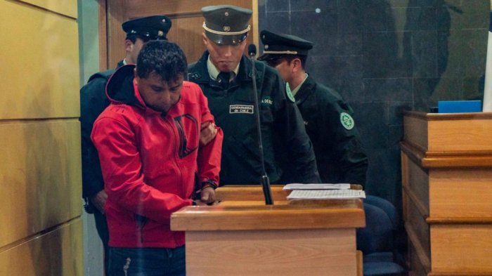 Condenan a tres cadenas perpetuas a Hugo Pastén, el 