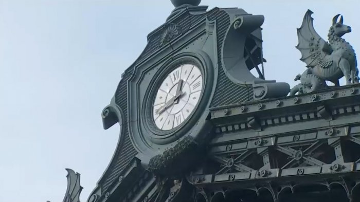 Será un día antes del Plebiscito: Crece debate por posible aplazamiento del cambio de hora