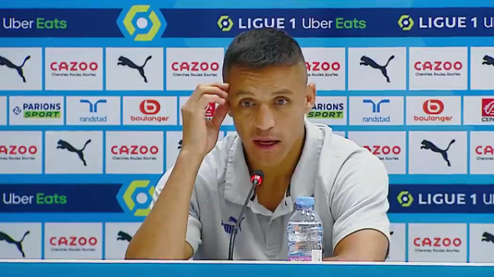 Alexis sale a explicar el misil lanzado contra Chile: 