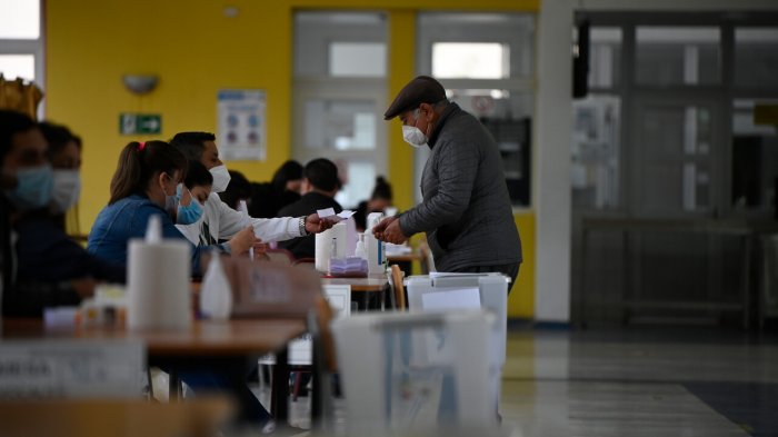 ¿Cuáles son las excusas válidas para no ser vocal de mesa y cómo hacer el trámite?