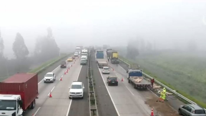 Accidente múltiple en Ruta 78 provocó cierre total de la pista hacia Santiago