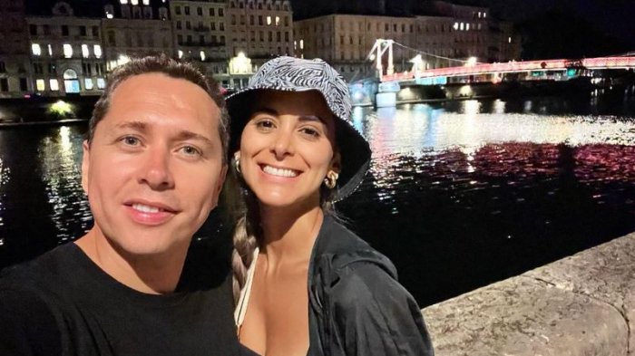 El comentado video romántico de Karol Lucero con Francisca Virgilio que incluyó fuegos artificiales