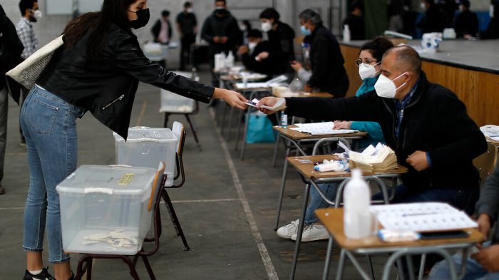 Plebiscito de salida: ¿Es feriado irrenunciable el 4 de septiembre?
