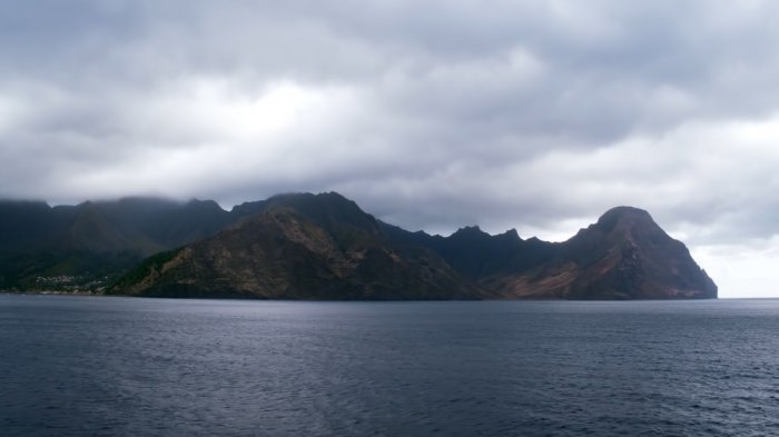 Gobierno activó plan de respuesta sanitaria para la isla Juan Fernández tras brote de COVID-19