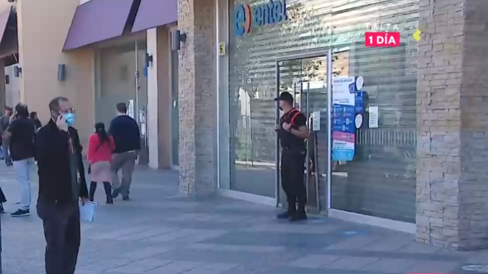 Violento asalto en mall de San Bernardo: Delincuentes intimidaron a los clientes con pistolas