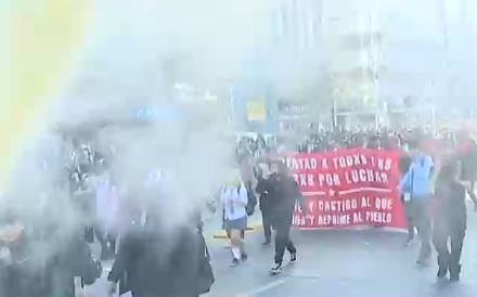 Periodista de Contigo en la Mañana denunció que intentaron quitarle la cámara en medio de marcha