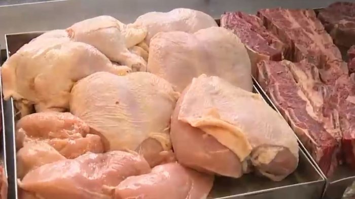 ¿Dónde comprar el pollo más barato en la Región Metropolitana? Revisa cuáles son los precios