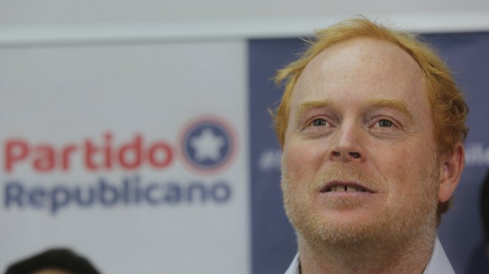 Rojo Edwards renunció a la presidencia del Partido Republicano: 