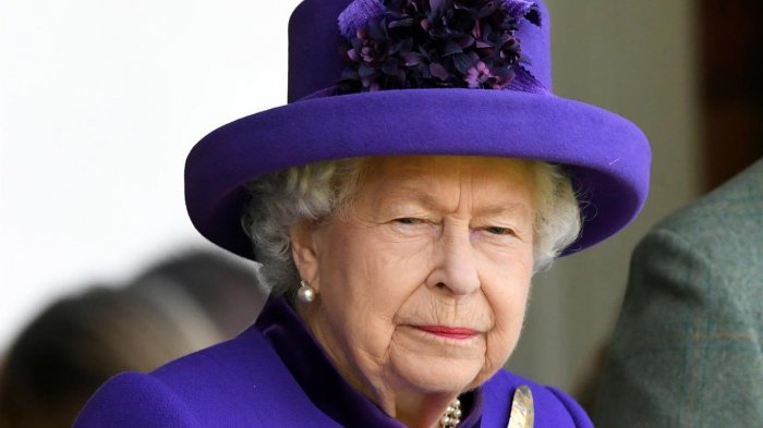 Reina Isabel II está bajo supervisión médica: Doctores expresaron preocupación por su salud