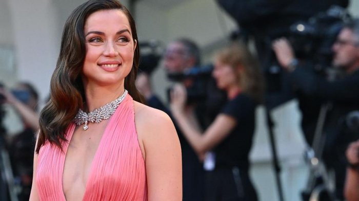 Ana de Armas recibió en lágrimas ovación de 14 minutos tras estreno de Blonde en Venecia
