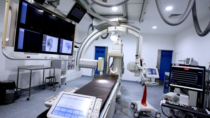 Listas de espera para enfermos de cáncer aumentaron un 166% en dos años, según documento del Minsal