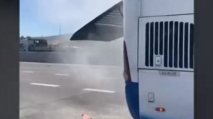 Maleta con droga casi genera incendio en bus interregional: Estaba escondida en el motor