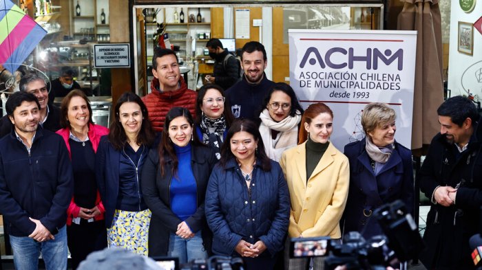 Alcaldes piden ser considerados en proceso constituyente: 