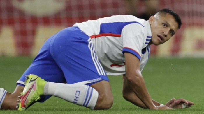 Alexis reclama por mejor compañía en ataque: 