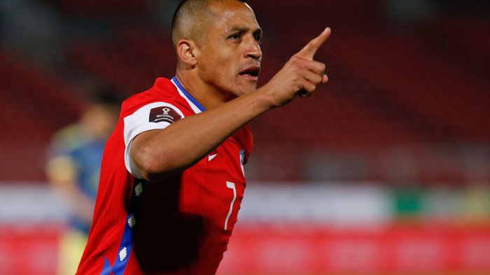 ¡Paren todo! Alexis puso fin a la sequía de más de 500 minutos sin goles de La Roja