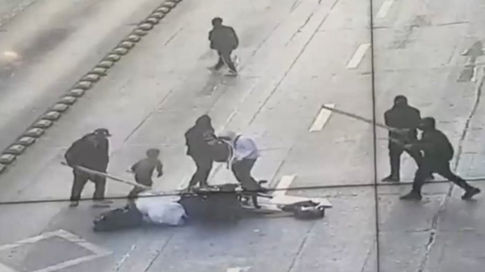 Niño de 5 años fue captado en barricada en el centro de Santiago