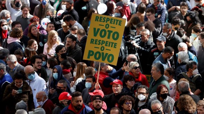 Elecciones en Brasil: Colegios electorales abren sus puertas a la ciudadanía para escoger al próximo presidente