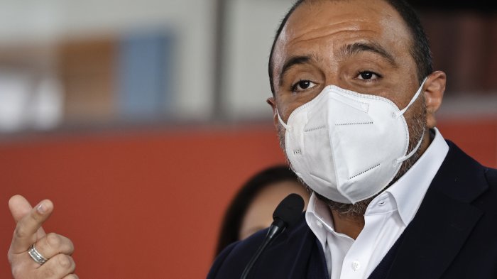 Ministro de Educación despeja dudas sobre uso de mascarillas en niños y niñas: 