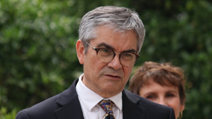 Ministro Mario Marcel proyecta un crecimiento económico de un 2,2% para 2022