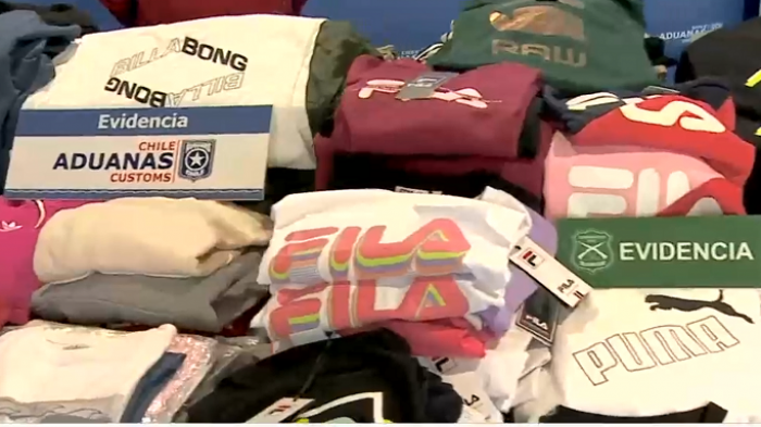 Atentan contra ley de propiedad: Autoridades incautan más de $100 millones en ropa falsificada