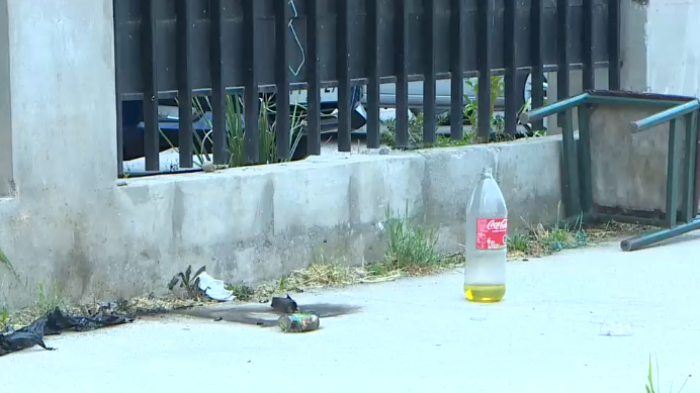 Sujetos lanzan bombas molotov al interior de un condominio en Quilicura