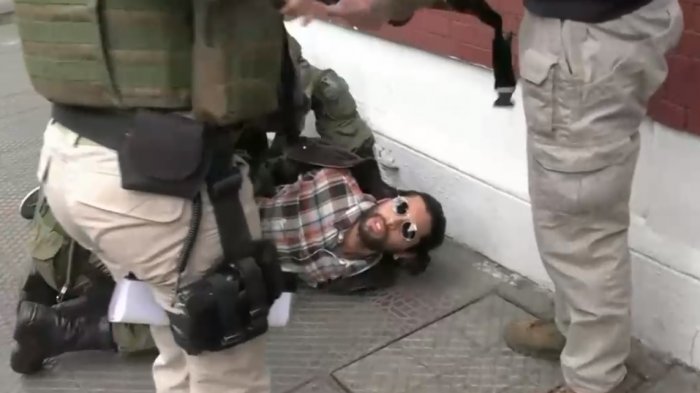 El ingeniero que se convirtió en traficante: Transportaba droga en libros y guardaba dinero en su lavadora