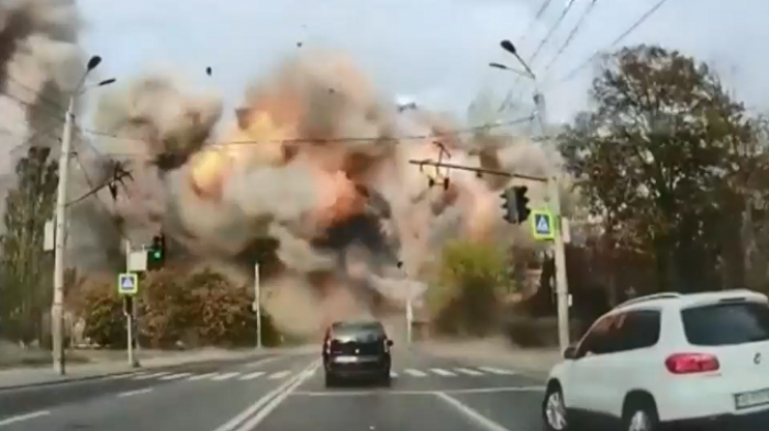 Familias buscan refugios en estaciones de metro: Alerta mundial por nuevos ataques a Ucrania