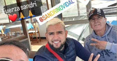 Con fuegos artificiales incluidos: La emotiva despedida de vecinos y cercanos de Erasmo Vidal