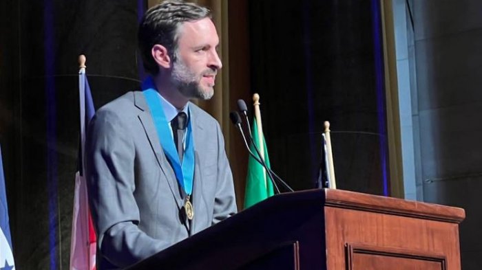 Daniel Matamala recibió destacado Premio Cabot en NY: 