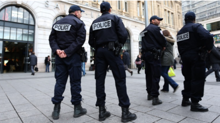 Hay cuatro detenidos: Encuentran el cuerpo de una niña al interior de una maleta en Francia