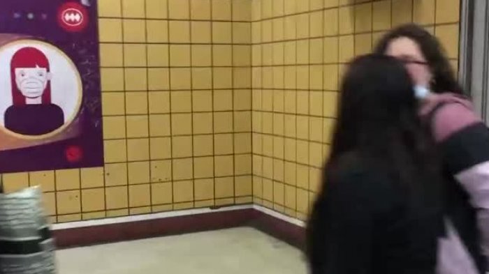 Debate por uso de mascarillas: ¿Debiera ser obligatoria en el transporte público?