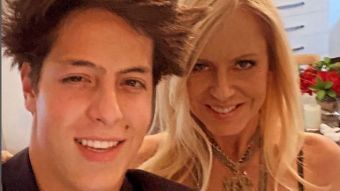 ¿Estás de acuerdo? Cecilia Bolocco recomendó a su hijo no dar la prueba PAES si lo pone infeliz