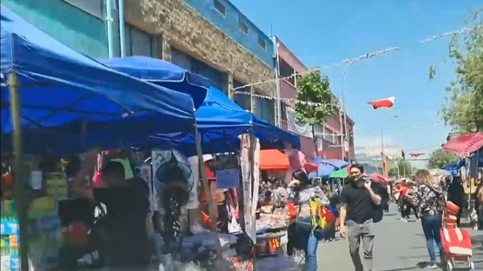 En la previa de Halloween: Crece preocupación por retorno de toldos azules a Meiggs