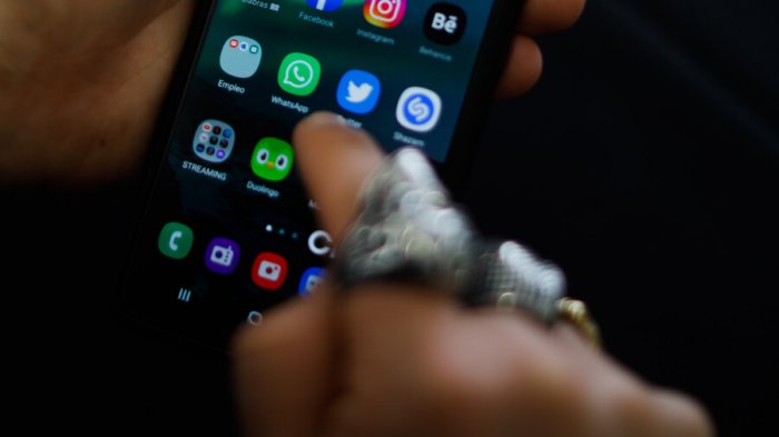 ¿Te identificas? Estudio revela que chats de apoderados son considerados como 