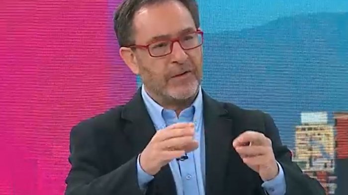 Ministro García y protestas de No + Tag: 