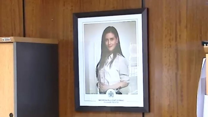 Polémica por pago de fotos de alcaldesa Ripamonti: Acusan que se usaron fondos municipales