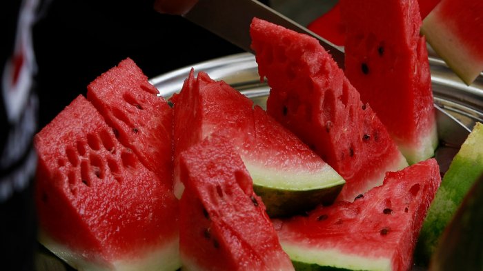 Llegaron las frutas de la temporada: ¿A cuánto están y dónde podemos encontrar los mejores precios?