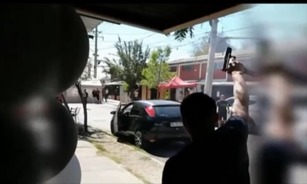 ¿Quién tiene el poder de las armas de fuego? El desafío para controlar el alza de homicidios en Chile