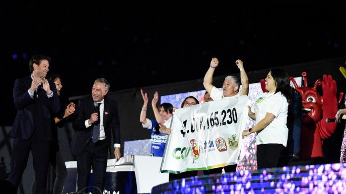 Con la meta cumplida: Así fue el show de cierre de la Teletón en el Estadio Nacional