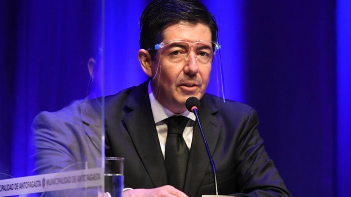 El mismo fiscal que persigue a Karen Rojo: Inician investigación contra Jonathan Velásquez