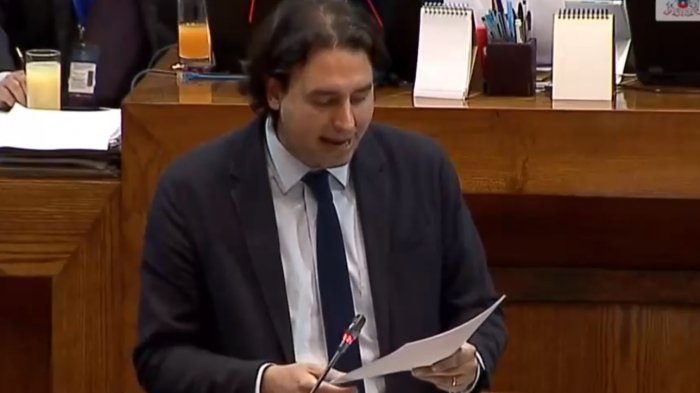 El tenso cruce entre Vlado Mirosevic y René Alinco: “Actitudes matonescas son lo que tenemos que erradicar