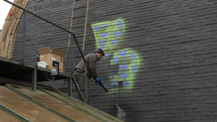 Borran grafitis en cúpula del Museo Nacional de Bellas Artes tras ser vandalizada por desconocidos