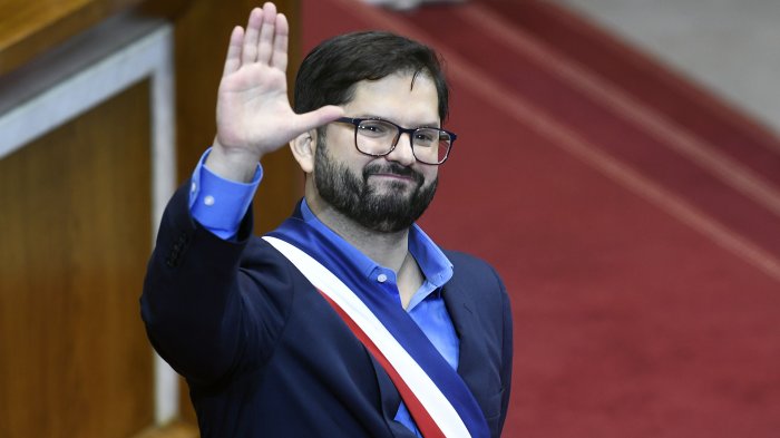 Cadem: Aprobación a la gestión del pdte. Gabriel Boric y la reforma previsional tuvieron una abrupta alza