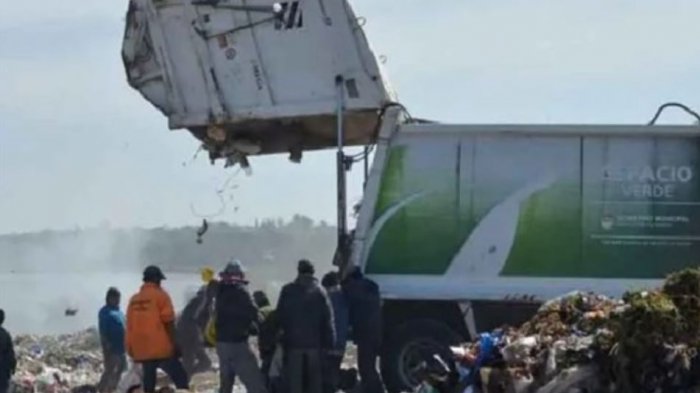 Niño de 8 años murió tras ser atropellado mientras buscaba comida en un basural en Argentina