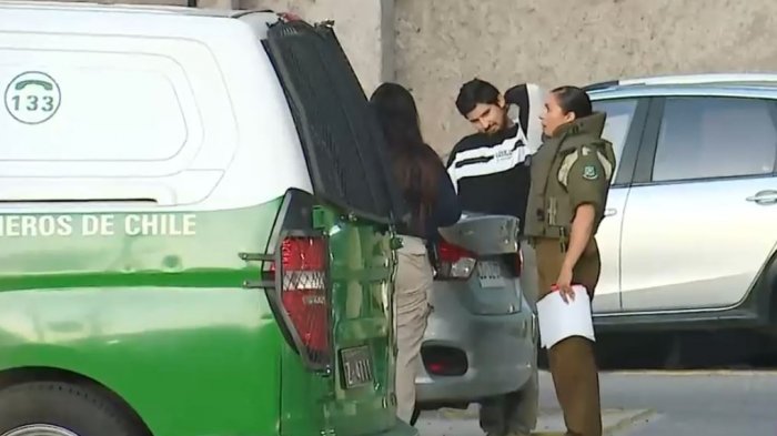 Joven de 15 años apuñaló a su padrastro tras una discusión en Quinta Normal: Habían estado bebiendo alcohol